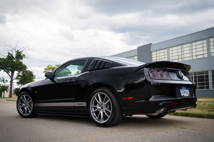  Ford Mustang RS by Roush 2012 года  (фото 28 из 32)